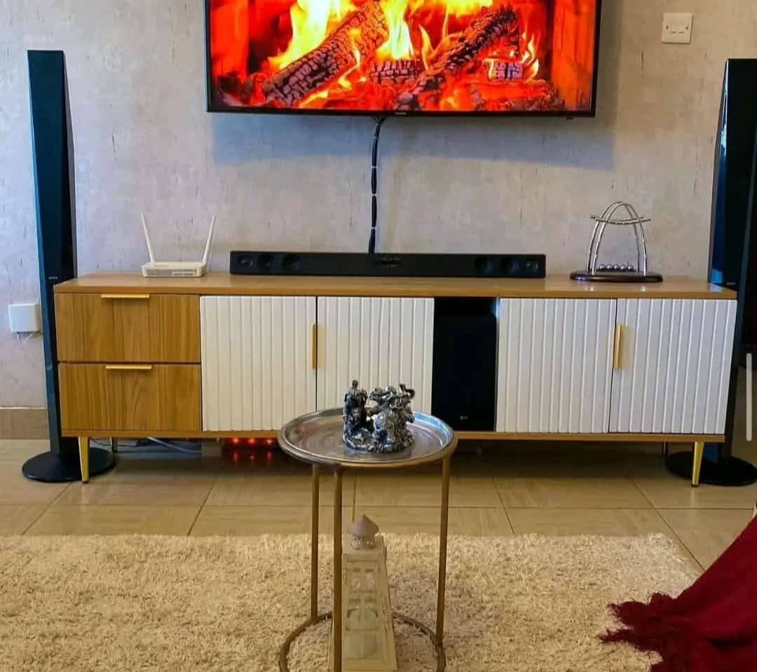Tv stand